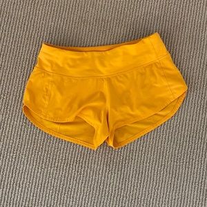 Lululemon speed up shorts low waist 2.5 inch